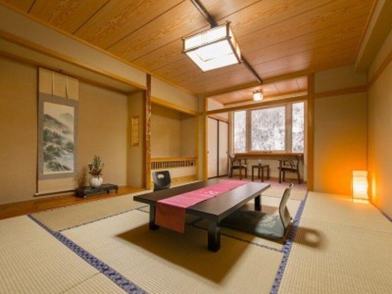ホテル Okuhida Yakushi No Yu Honjin 高山市 エクステリア 写真